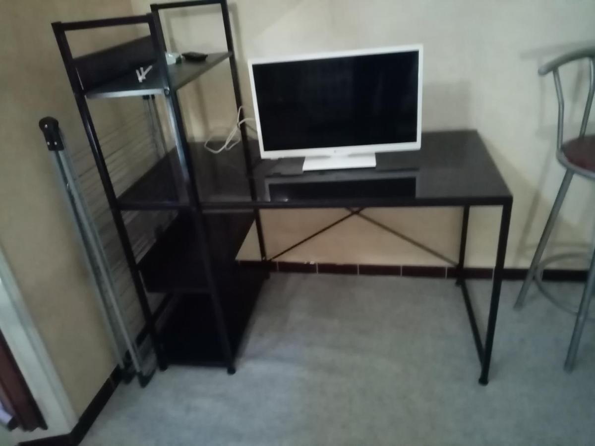 Appartement Du Pont De La Seine Troyes Buitenkant foto